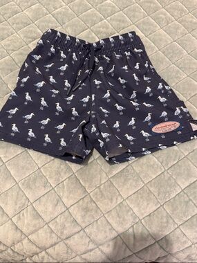 Vineyard vines boys swim trunks 
Size 3T
